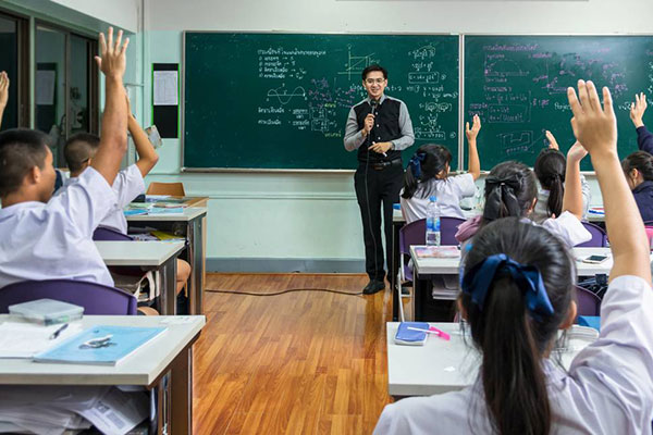 如何去香港读高中（香港中学入学申请最全干货）